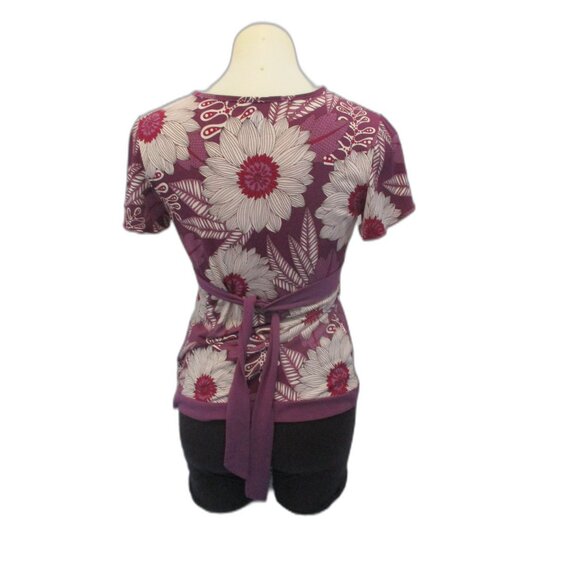 🌺 Floral V-Neck Wrap Top by R Petites - Size M 🌸 - Picture 2 of 5